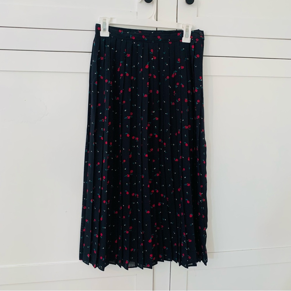 Vintage Topics California Black Sheer Rose Pleated Midi Skirt Size Small